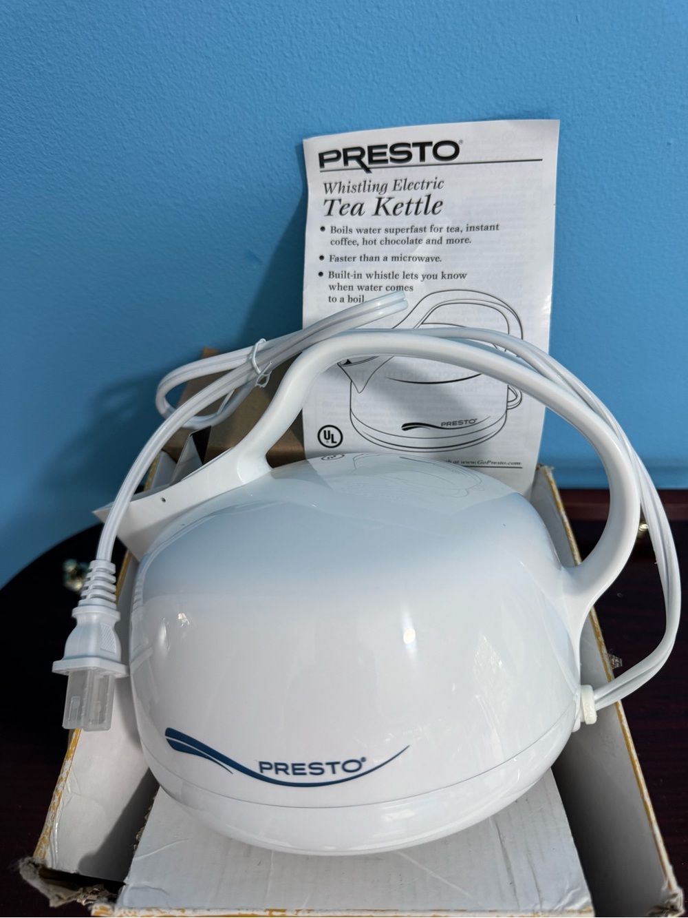 Vintage Presto Electric Tea Kettle
Hot Water Boiler 750W White
Tested w Whistle